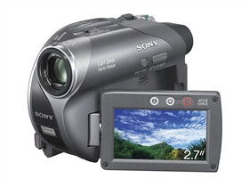 索尼DCR-DVD705E广州行情速报 便携DVD摄录一体机市场热度不减，点歌机需求融合新趋势